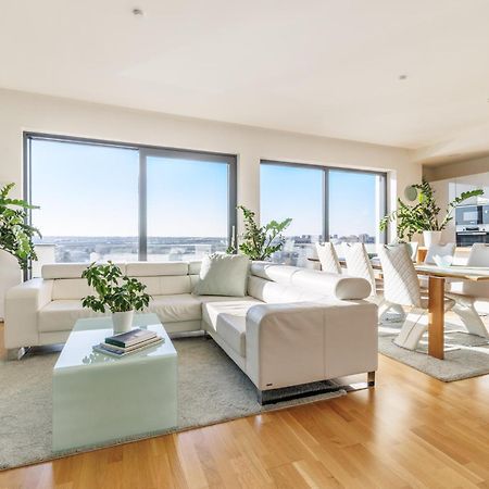 Airport Luxury Apartment & Spa براغ المظهر الخارجي الصورة