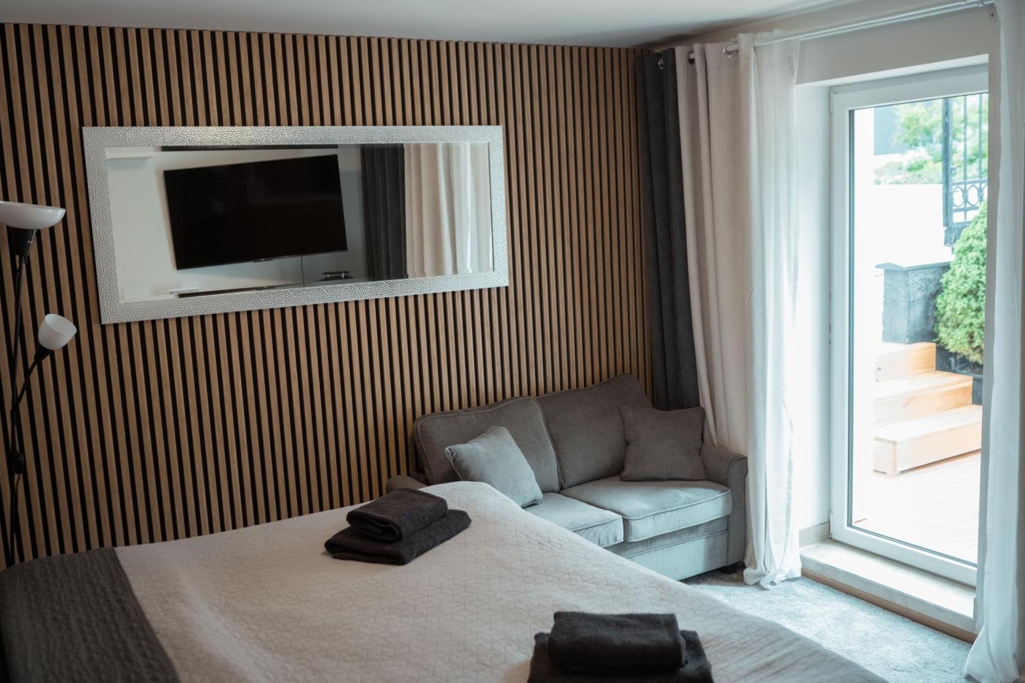 Airport Luxury Apartment & Spa براغ الغرفة الصورة